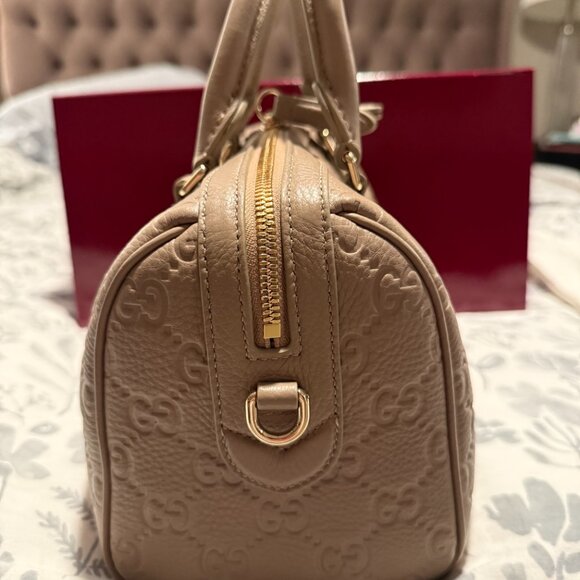 Gucci gg emblem medium boston bag - taupe leather - Picture 5 of 7